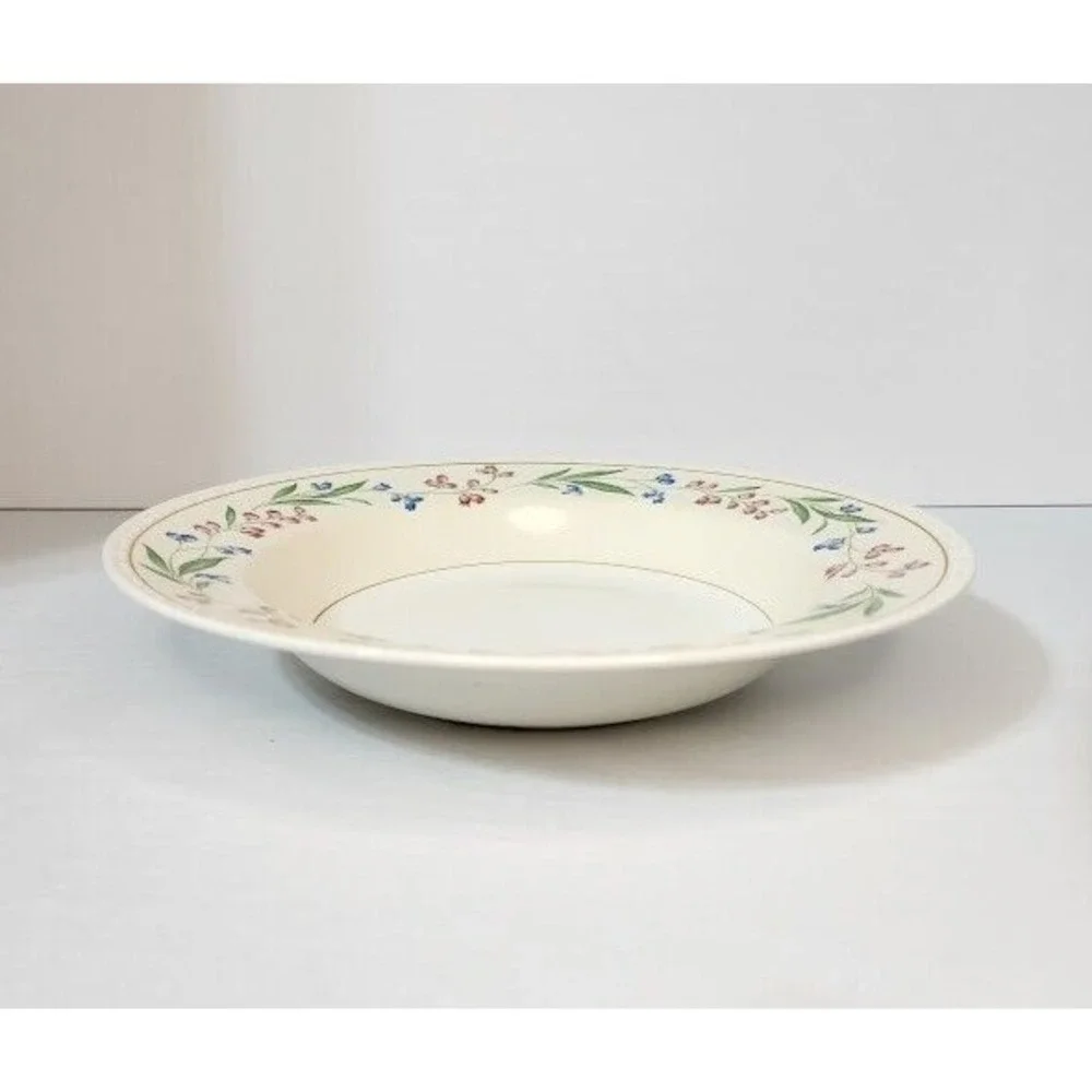 VTG Homer Laughlin Georgian Eggshell Wide Rim Soup Cereal‎ Round 8.25